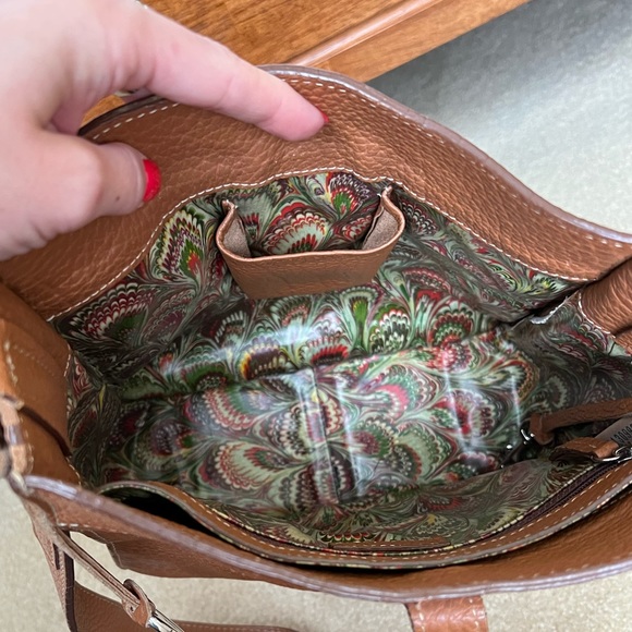 Dooney & Bourke pebbled camel leather square bag purse - Picture 11 of 13